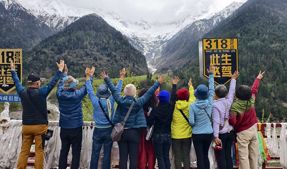 青藏铁路：拉萨珠峰纳木措 卧飞10天